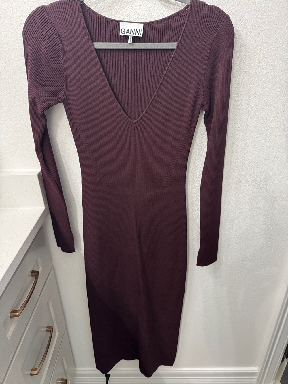 Ganni Long-Sleeve Ribbed V-Neck Dress in Burgundy